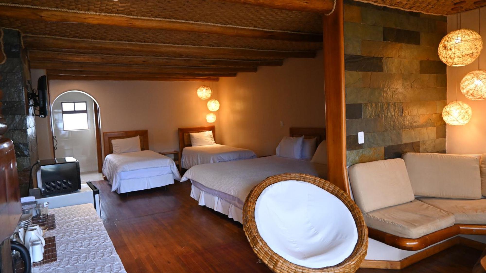 Hosteria Cabanas Del Lago اوتابالو المظهر الخارجي الصورة